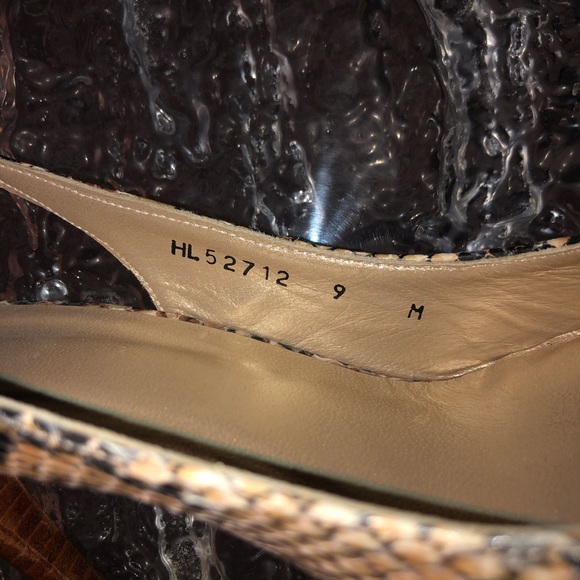 Snake Skin Patterned Stuart Weitzman Heels - Picture 4 of 6